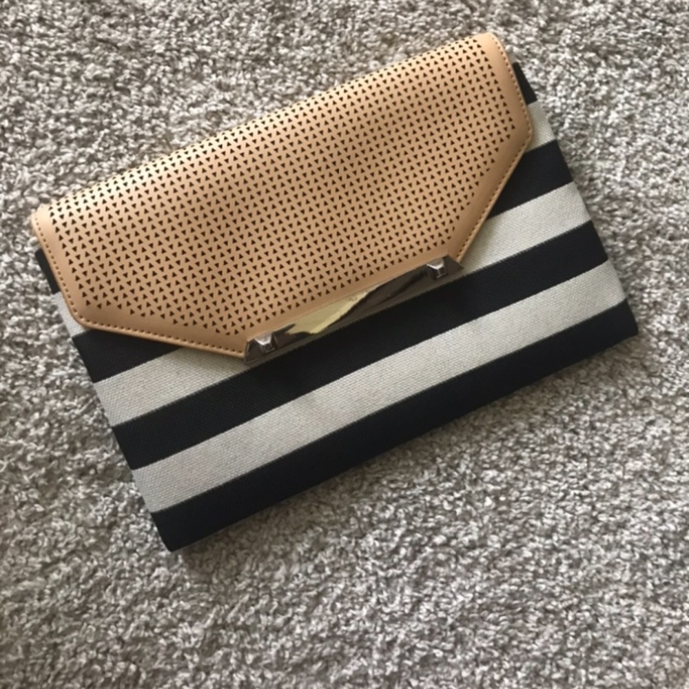 Stella & Dot clutch